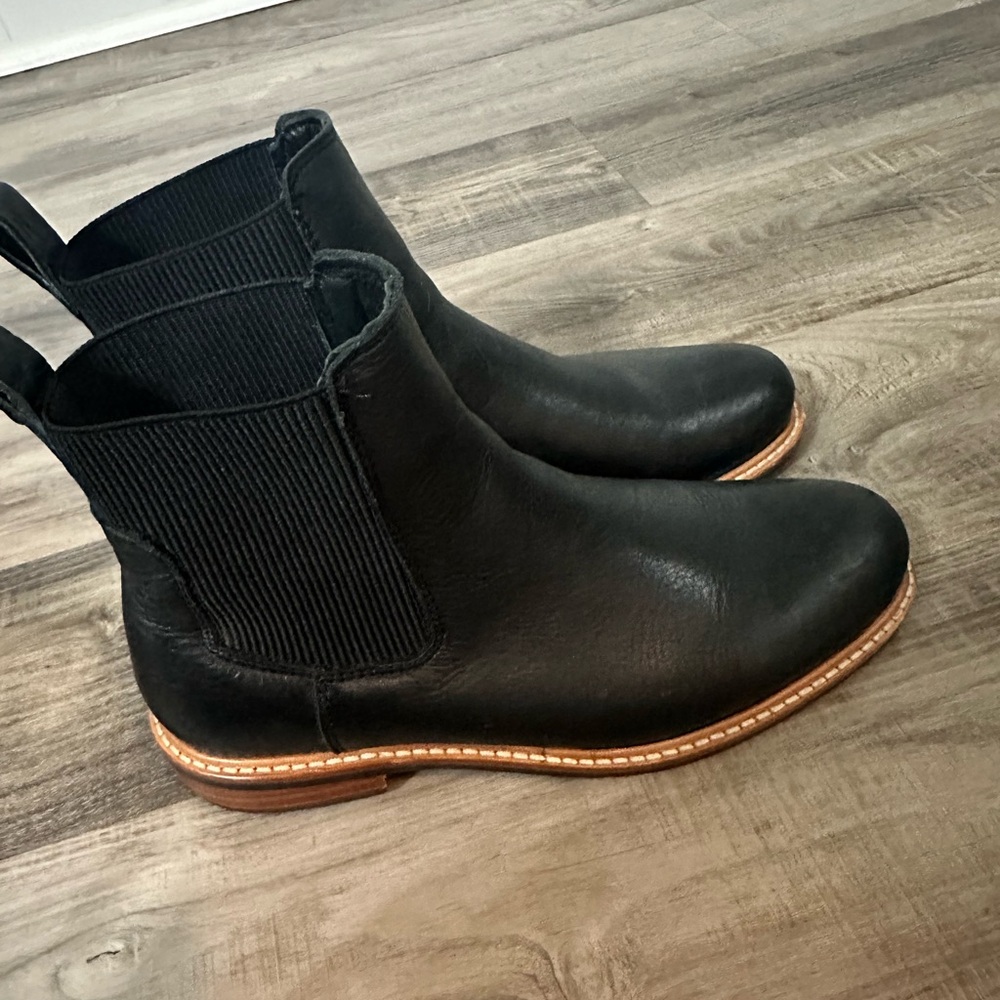 Nisolo Chelsea boot